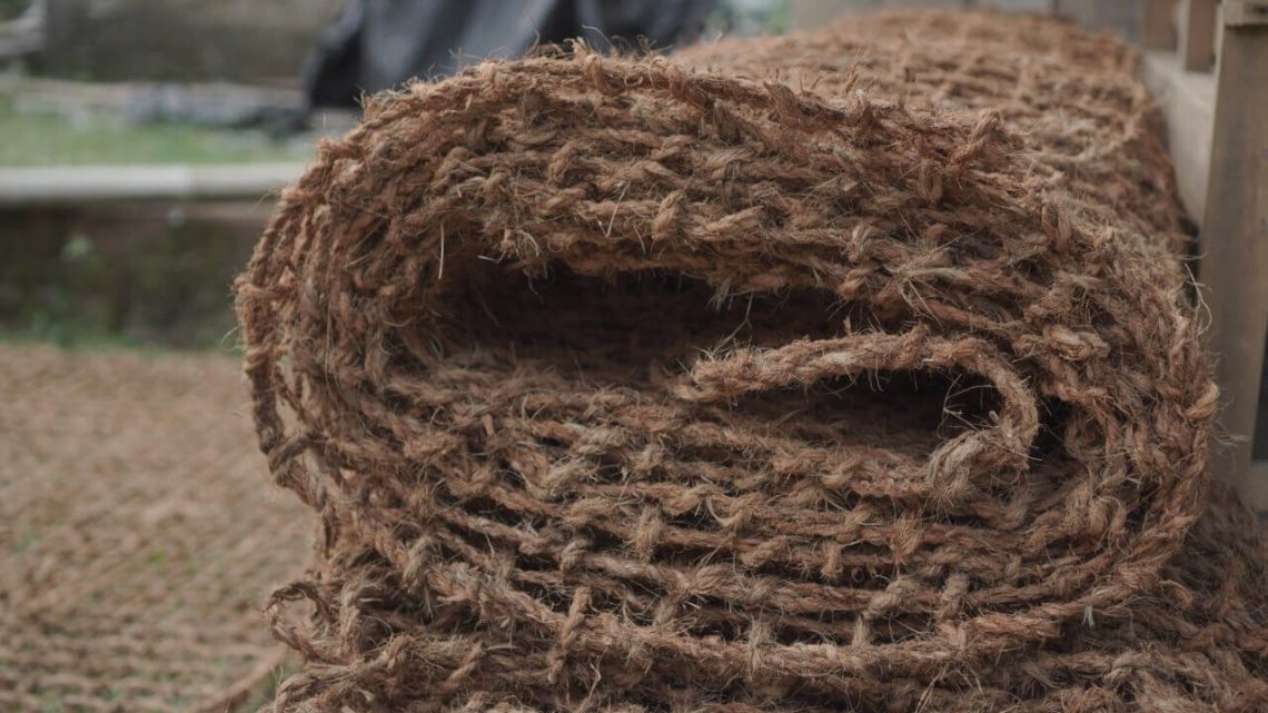 Cocomesh untuk Eksperimen Sains dan Lingkungan