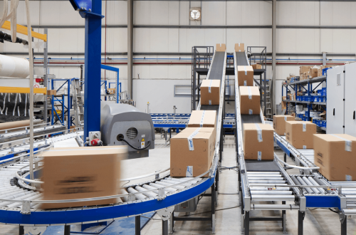 penggunaan conveyor belt industri