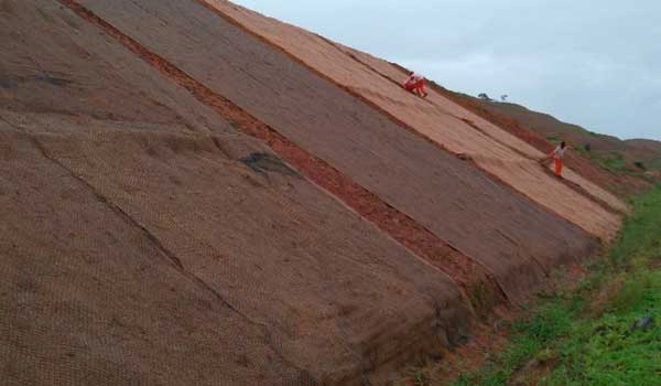 peran cocomesh dalam konservasi lereng