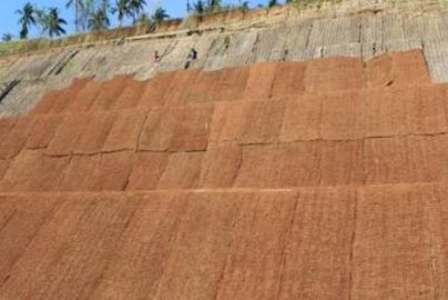 Jaring sabut kelapa reklamasi lahan