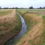 sistem drainase lahan pertanian